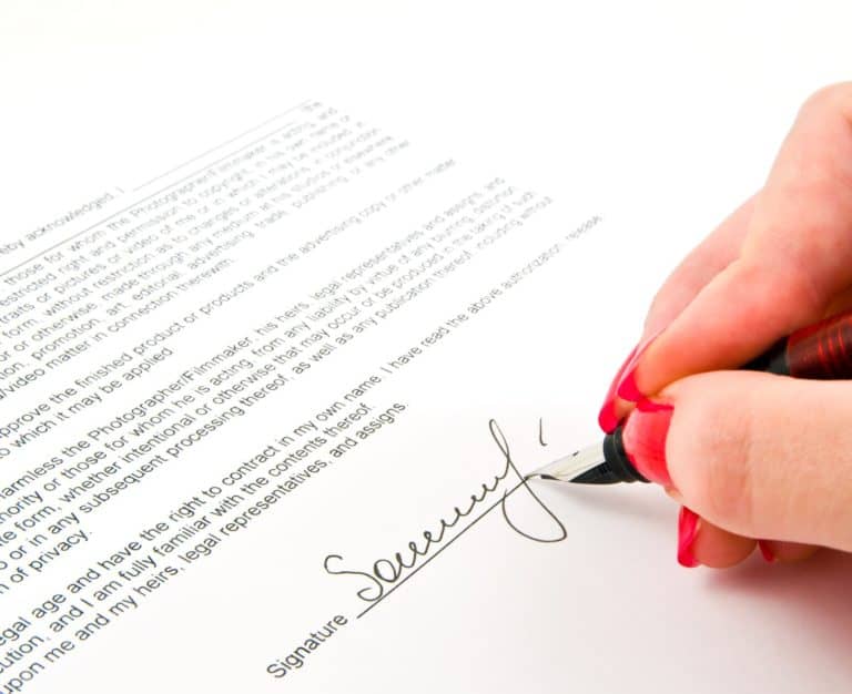 signature and Close-up of a fountain pen